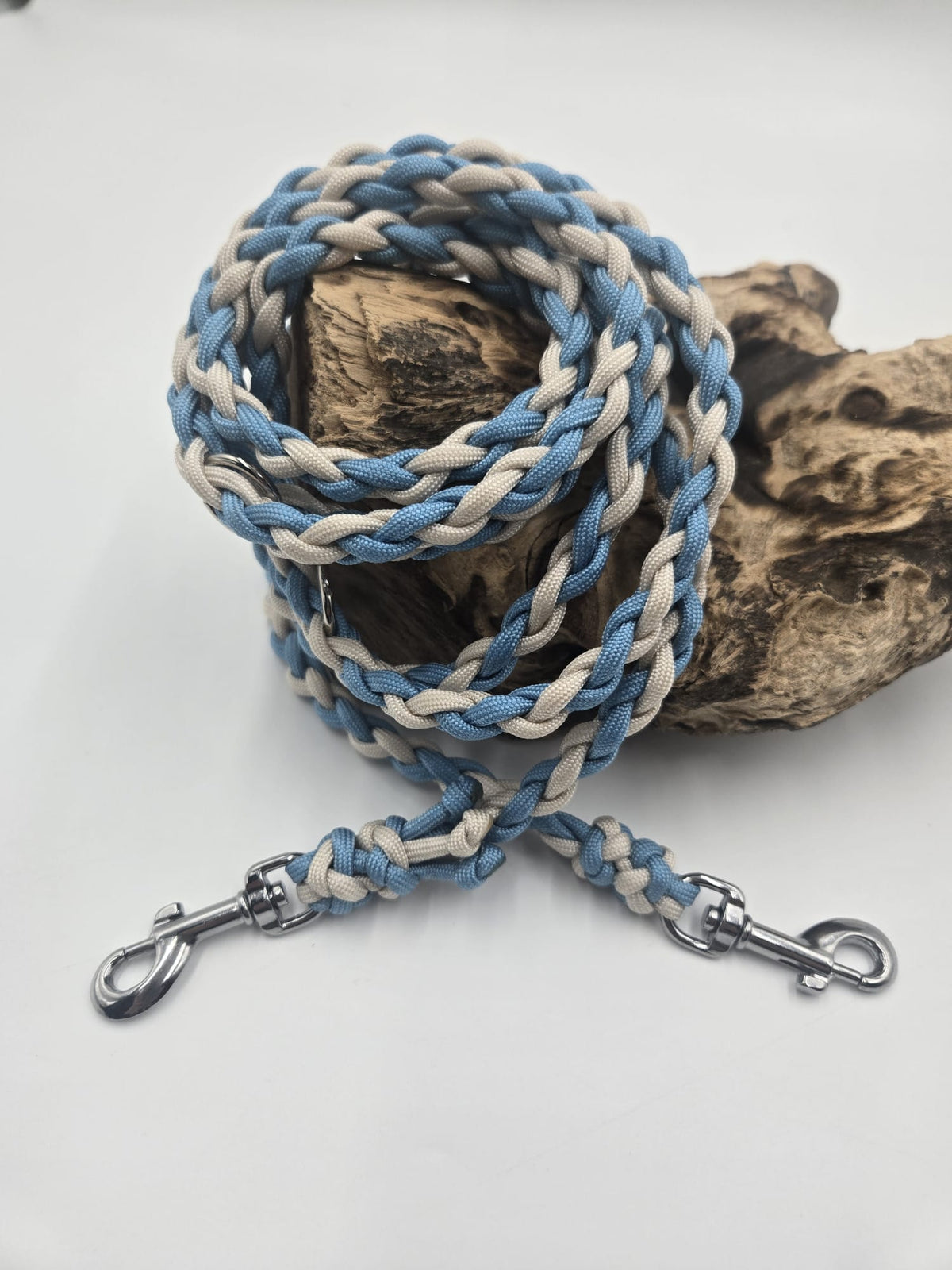 Sofortkauf - Paracord-Leine 4-fach geflochten „Blau & Beige“ – 220 cm