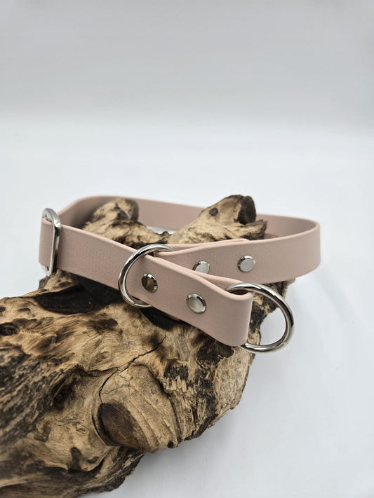 Biothane-Zugstopp-Halsband in Hellbeige - bis 56 cm
