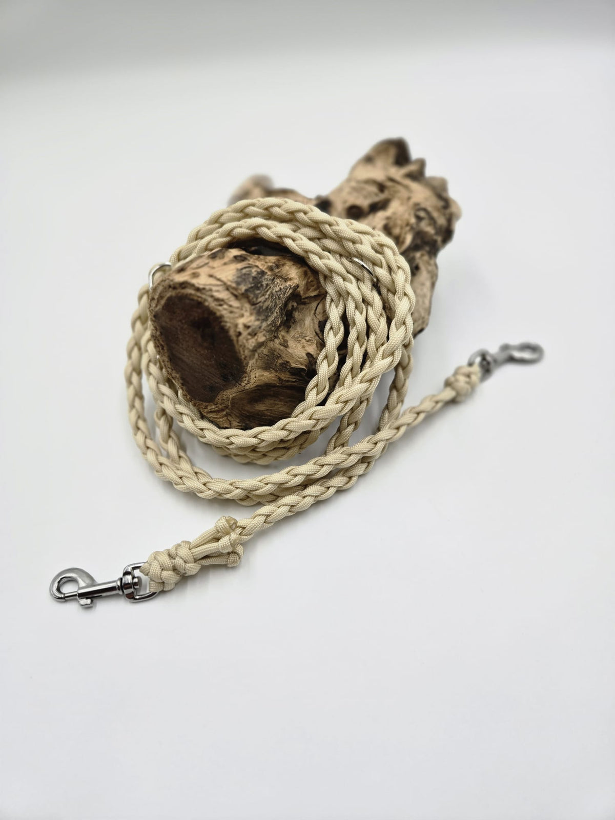 Sofortkauf - Paracord-Leine 4-fach geflochten „Hellbeige“ – 220 cm
