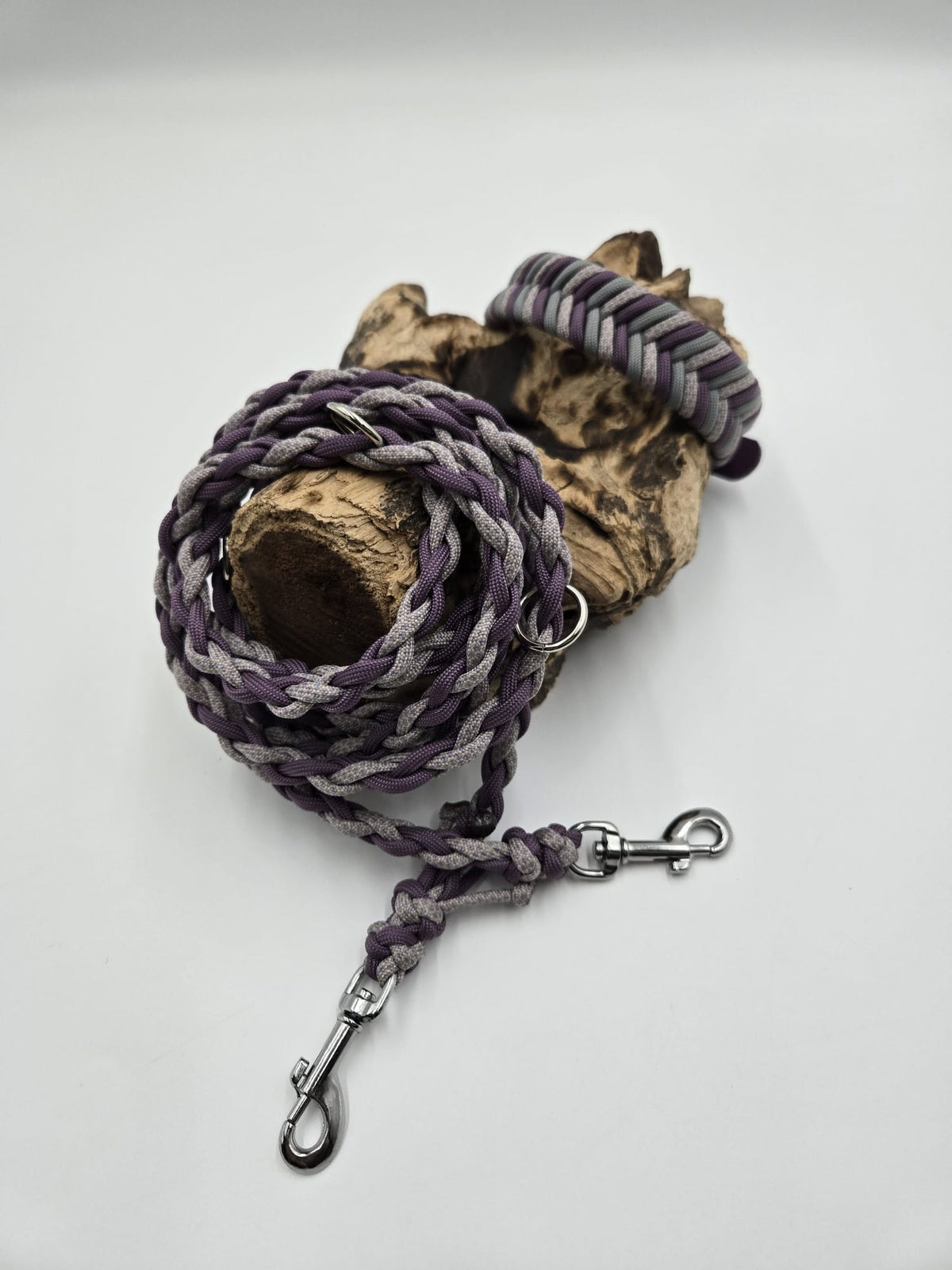 Sofortkauf - Paracord-Leine 4-fach geflochten „Beige Lila Diamond & Mauve“ – 240 cm
