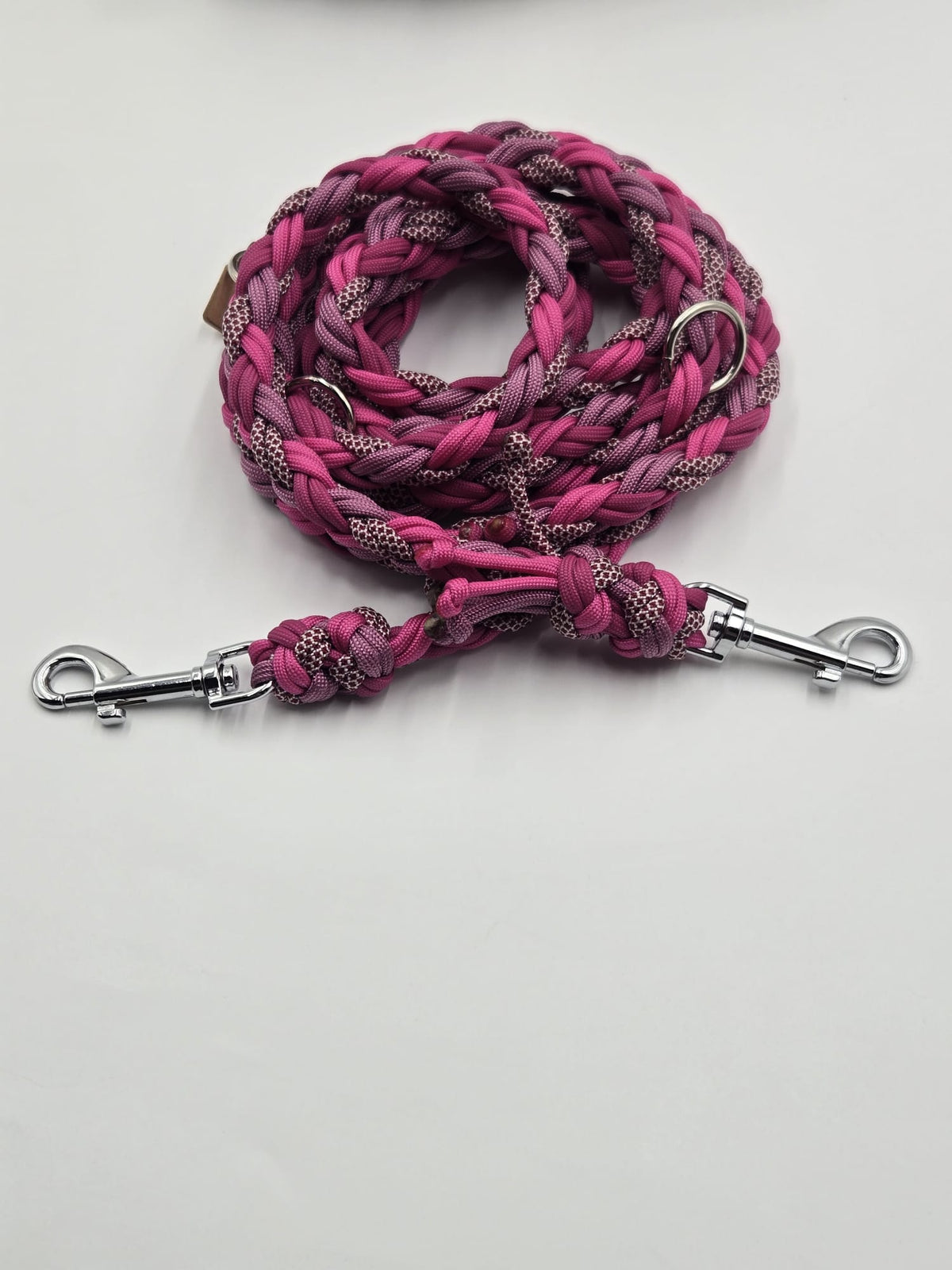 Sofortkauf - Paracord-Leine 8-fach geflochten „Rosatöne“ – 270 cm