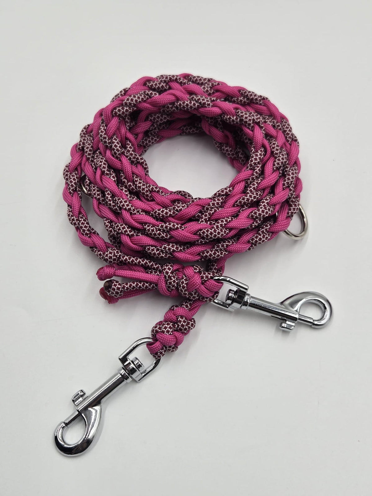 Sofortkauf - Paracord-Leine 4-fach geflochten „Rosatöne“ – 270 cm