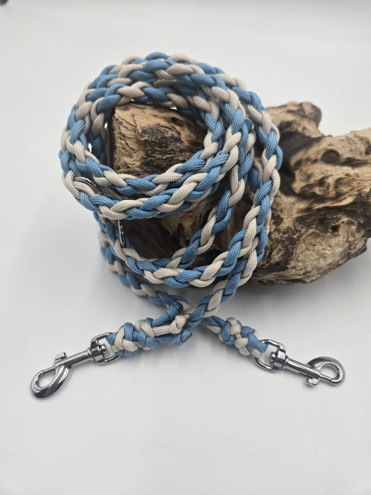 Sofortkauf - Paracord-Leine 4-fach geflochten „Blau & Beige“ – 220 cm