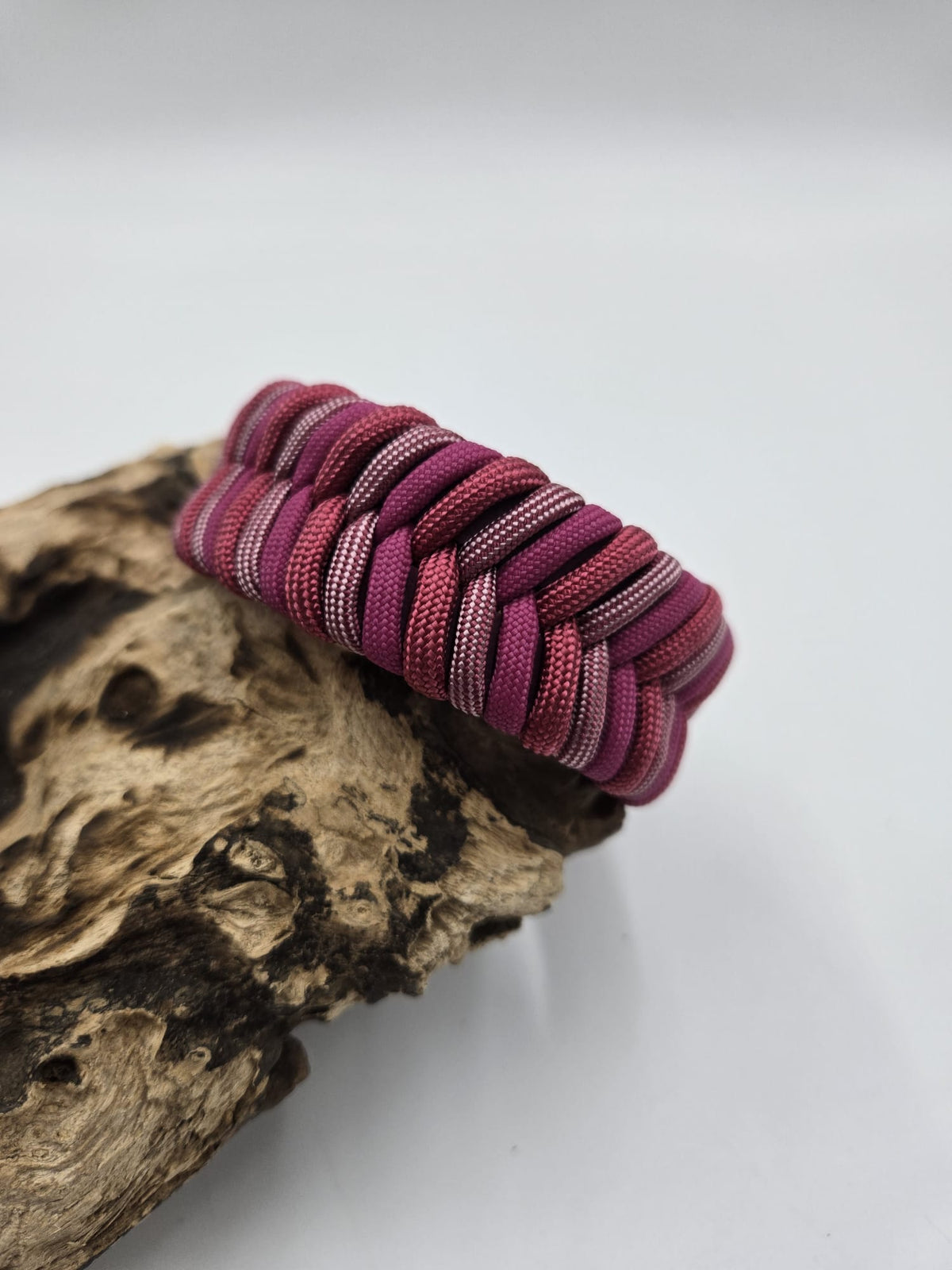 Sofortkauf - Biothane-Hundehalsband mit Fischgräten-Muster – Bordeaux & Rosatöne 29 bis 34 cm
