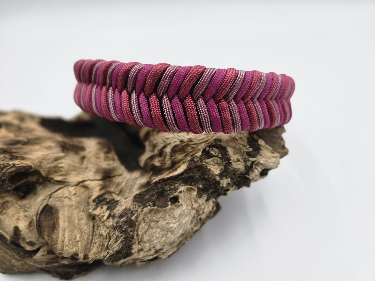 Sofortkauf - Biothane-Halsband mit Fischgräten-Muster – Bordeaux & Rosatöne - 50 bis 55 cm