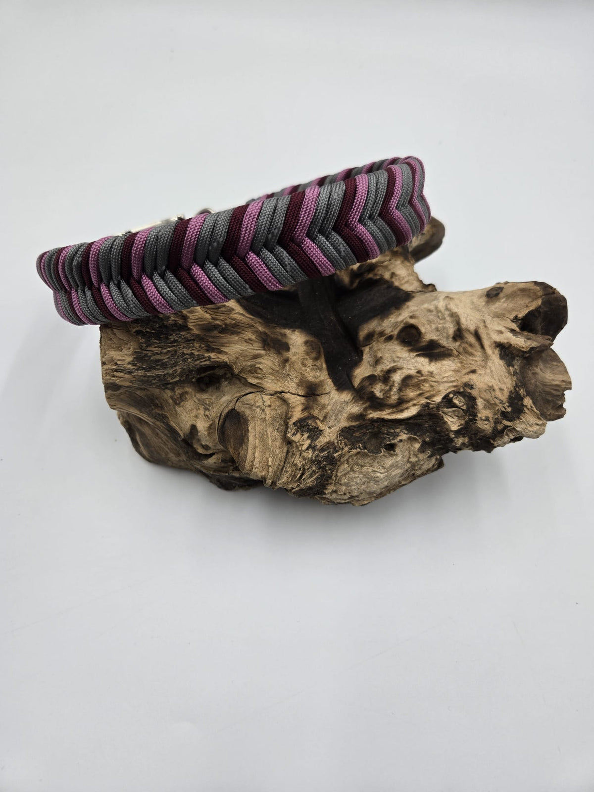 Sofortkauf - Biothane-Halsband in Bordeaux mit Fischgrätenmuster - 46 bis 52 cm