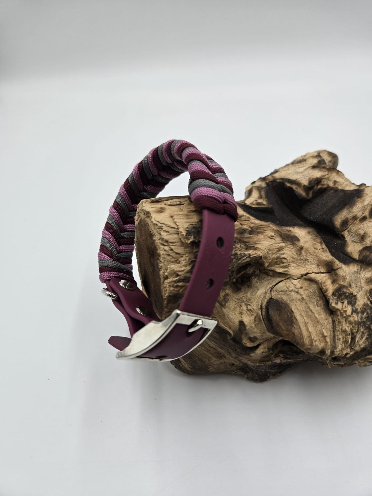 Sofortkauf - Biothane-Halsband in Bordeaux mit Fischgrätenmuster - 21 bis 27 cm