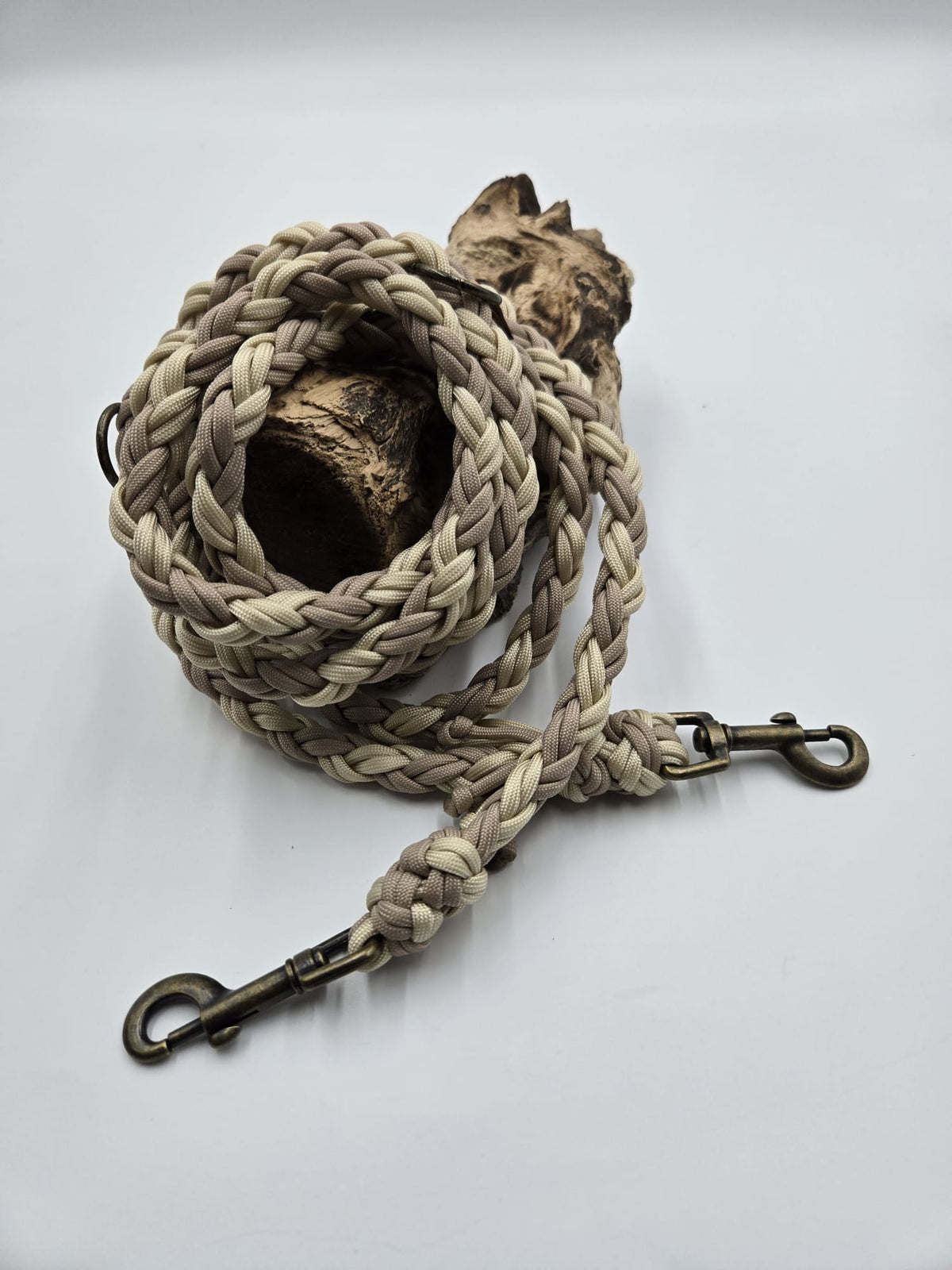 Sofortkauf - Paracord-Leine 8-fach geflochten „Beige & Goldbeige“ – 220 cm