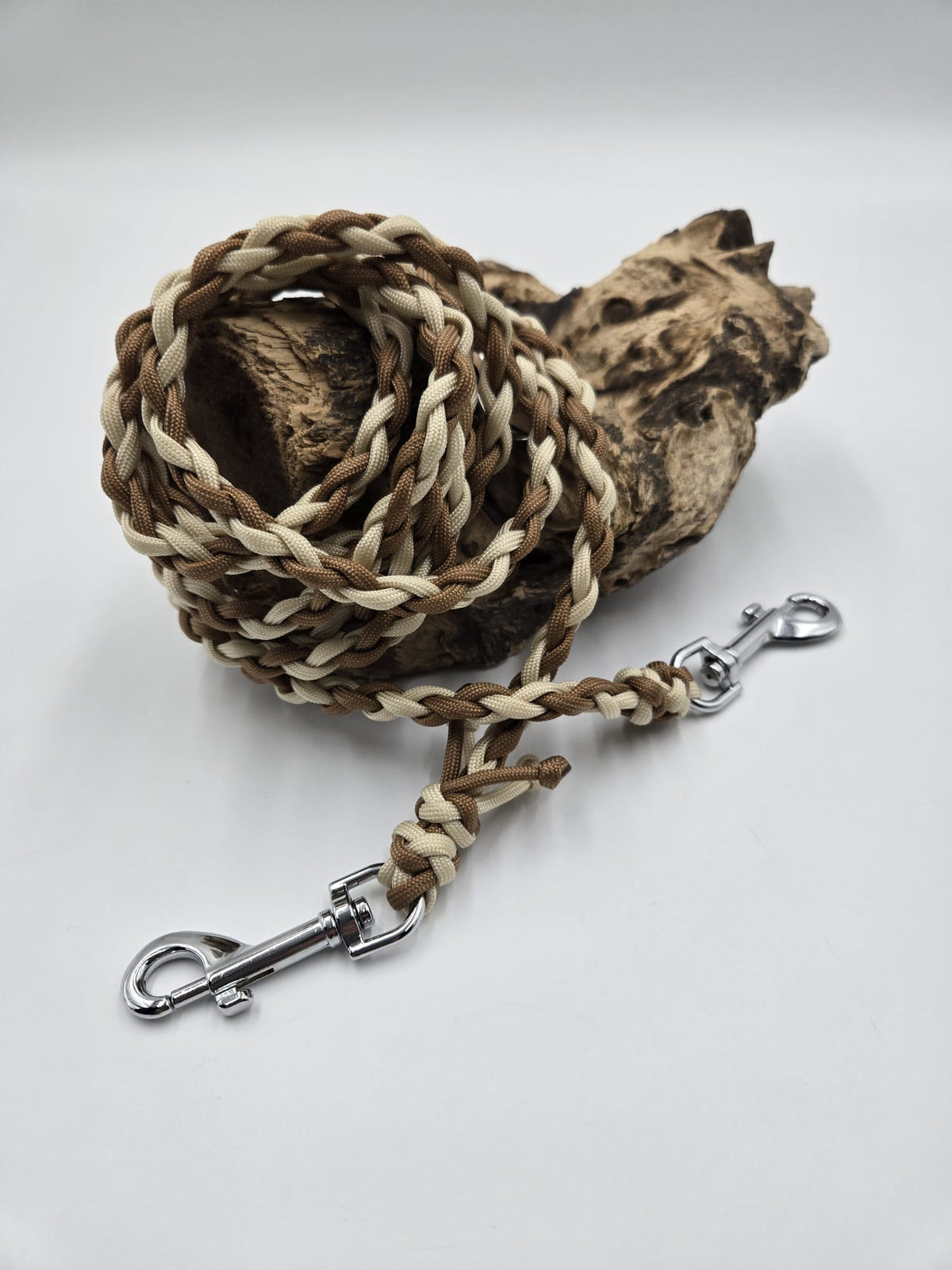 Sofortkauf - Paracord Leine 4-fach geflochten in Hellbeige & Hellbraun - 230 cm