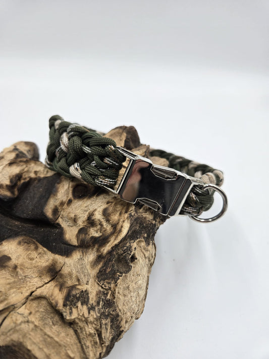 Sofortkauf - Paracord-Halsband mit Steckschnalle Grün-Camouflage, Beige-Camouflage und Olivgrün - 39 cm