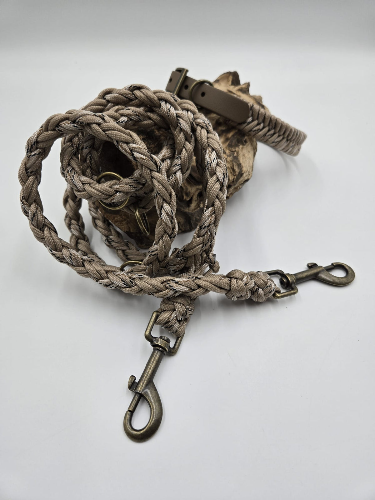 Sofortkauf - Paracord-Leine 8-fach geflochten „Beige & Camouflagebeige“ – 190 cm