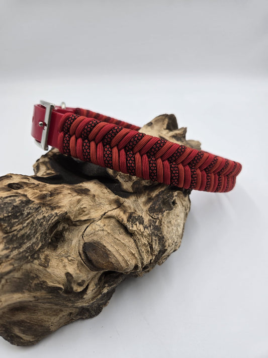 Sofortkauf - Biothane-Halsband in Rot mit Fischgrätenmuster in verschiedenen rottönen - 50 bis 60 cm