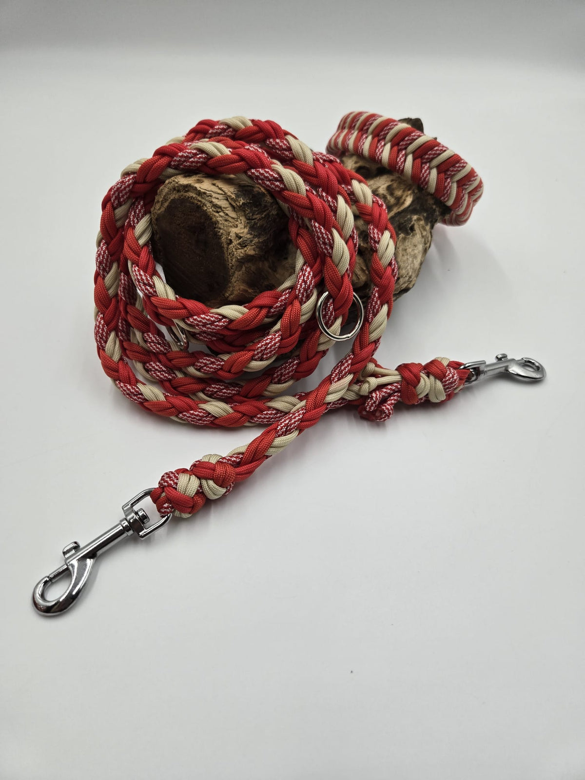 Sofortkauf - Paracord-Leine 8-fach geflochten in Rot - 220 cm