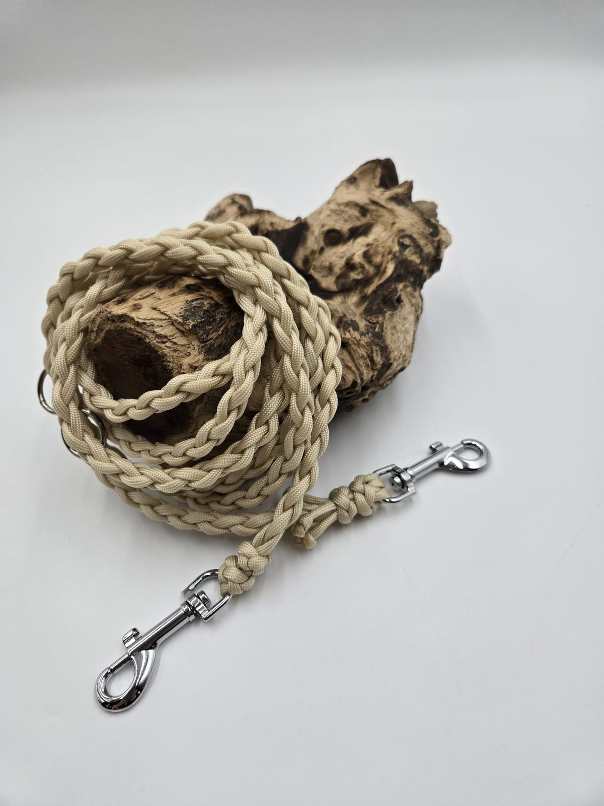 Sofortkauf - Paracord-Leine 4-fach geflochten „Hellbeige“ – 220 cm