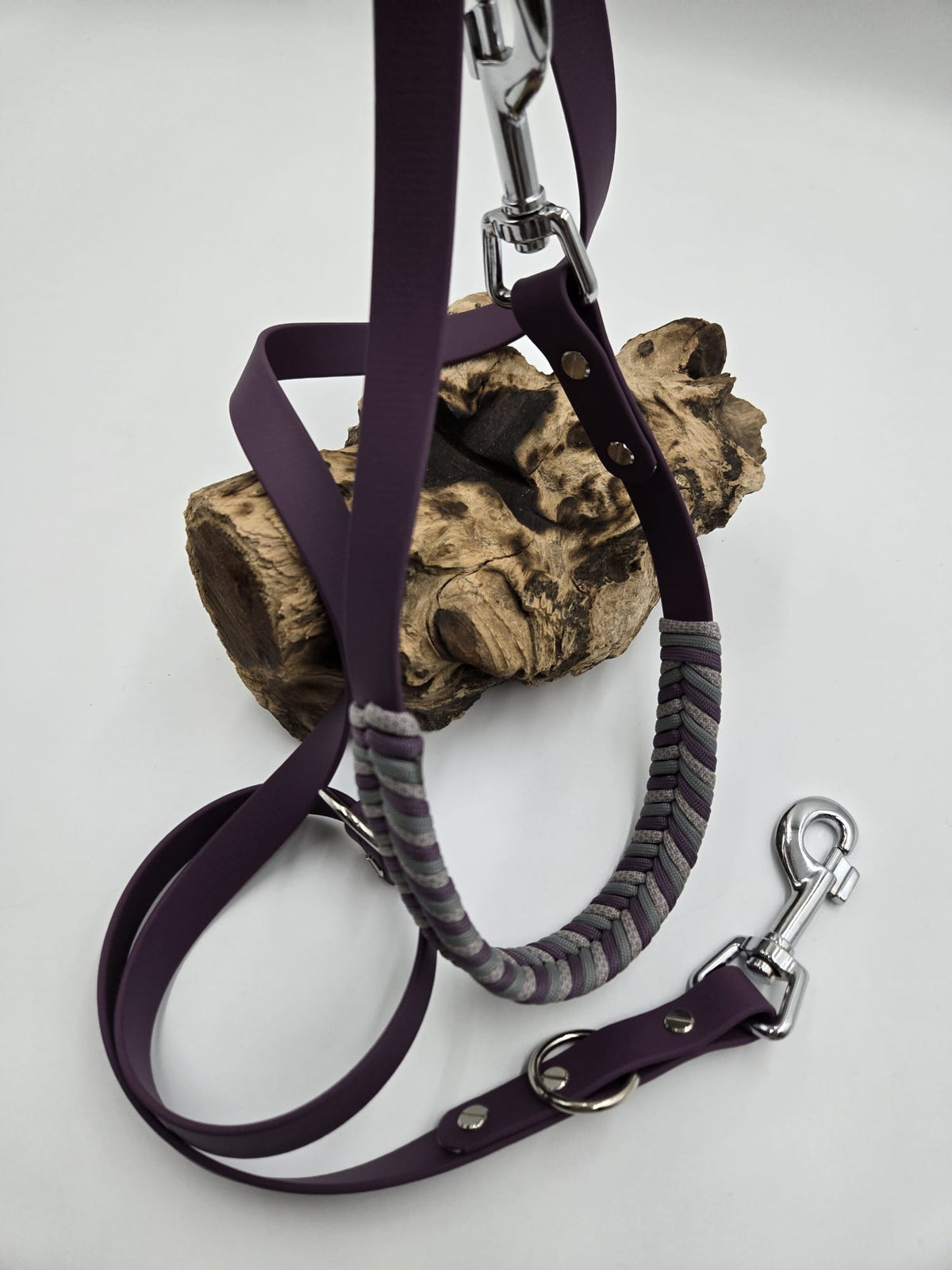 Sofortkauf - Biothane-Leine mit Handschlaufe umickelt „Aubergine & Lilatöne“ – 200 cm